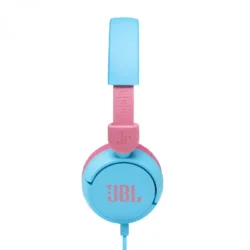 3440-jbl-jr310-auriculares-supraaurales-para-ninos-azul-rosa-mejor-precio Le casque JBL Jr310 plié, montrant sa portabilité et le câble plat anti-nœud pour un rangement facile.
