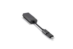 Convertieur-DAC-Astell-Kern-AK-HC2-Noir (1) Le DAC Astell&Kern AK HC2, petit et léger, connecté à un ordinateur portable via USB-C.