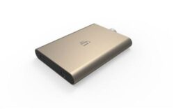 Vue latérale du iFi hip-dac 3 montrant le commutateur IEMatch et Power Match (Gain).