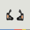 Vue rapprochée du bouton de contrôle et du logo Skullcandy.