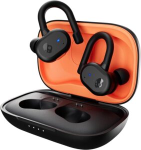 Écouteurs sport Skullcandy Push Active noirs avec crochets d'oreille.