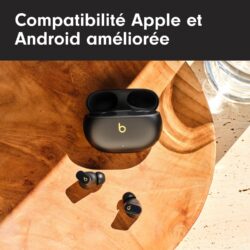 Beats Studio Buds + ivoire – interface de contrôle tactile.