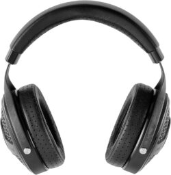 Vue latérale du casque Focal Utopia 2022 montrant le design Yin Yang.