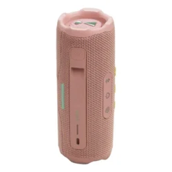 764-altavoces-jbl-flip-7-inalambricos-bluetooth-35w-ip67-rosa-bateria-14h-portatil-review JBL Flip 7 posée à l'horizontale montrant ses protections en caoutchouc.