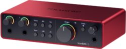 Focusrite Scarlett 2i2 Studio 4th Gen – Pack home-studio complet avec convertisseurs pro – vue détail